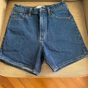 Abercrombie & Fitch Dad shorts High Rise.